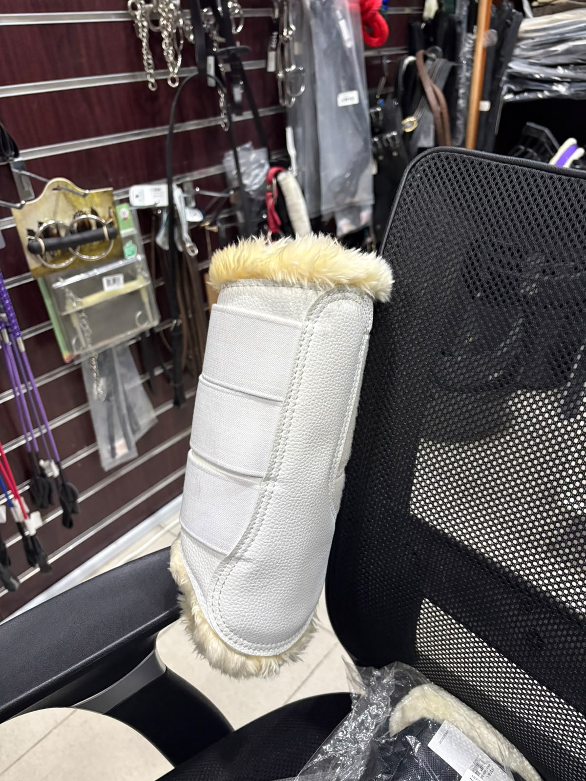 Plain Tendon Boots